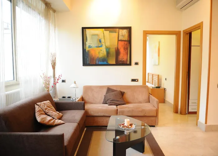 Lux Apart Otel Roma