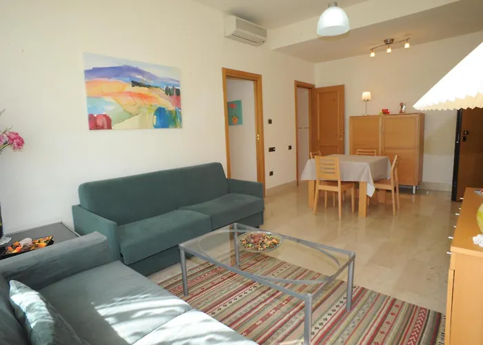 Lux Apart Otel Roma